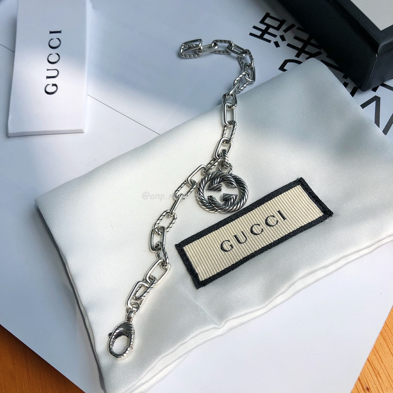 Gucci Silver Interlocking G Bracelet (4) - www.newkick.vip